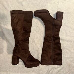 NWOT Rogue Helium‎ Chocolate Brown Suede Knee-High Platform Boots Size 10